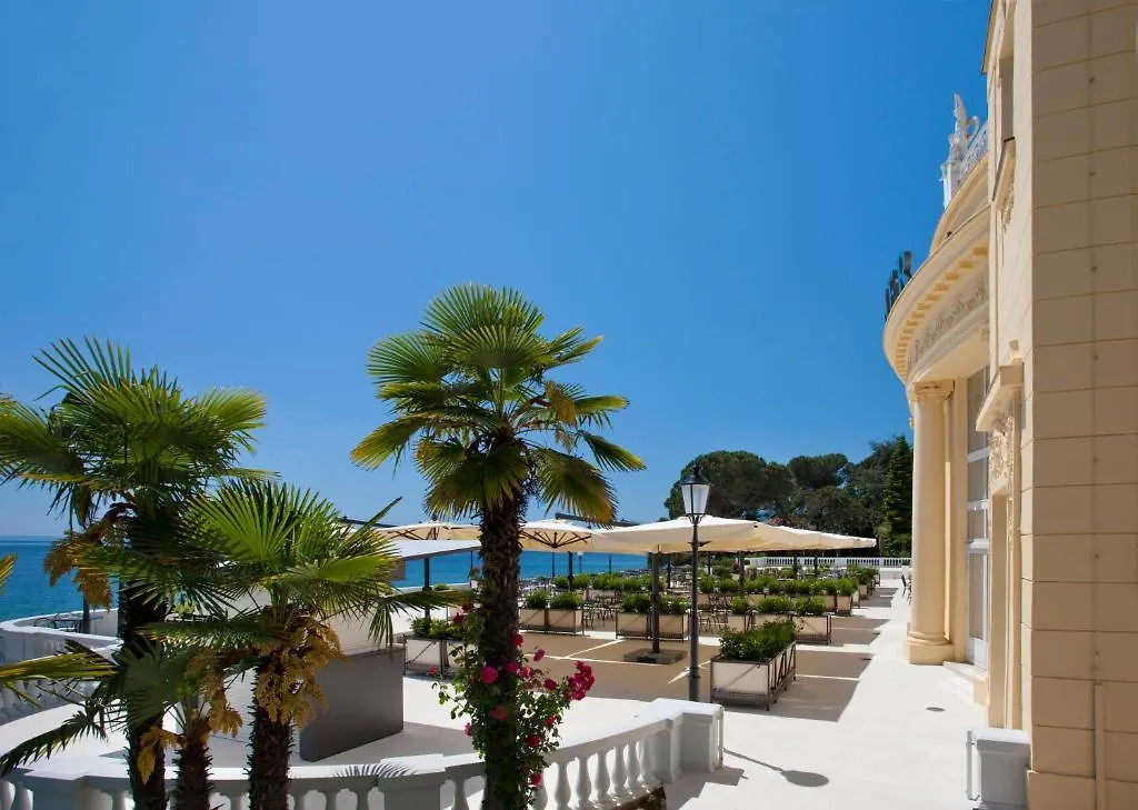 Villa Amalia - Liburnia (Adults Only) 4*, Opatija